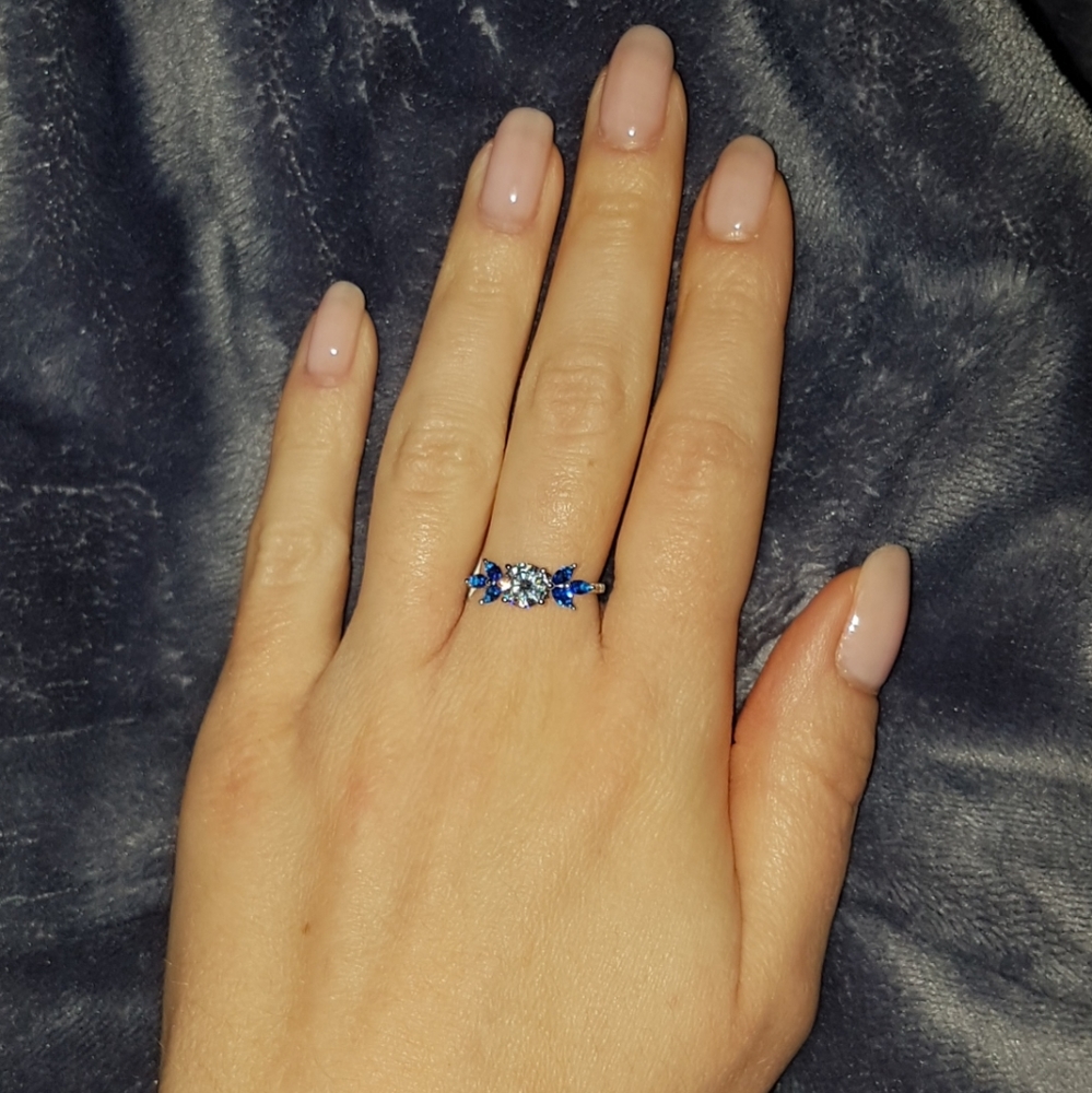 Charmed Aroma Ring - Picture 2 of 6